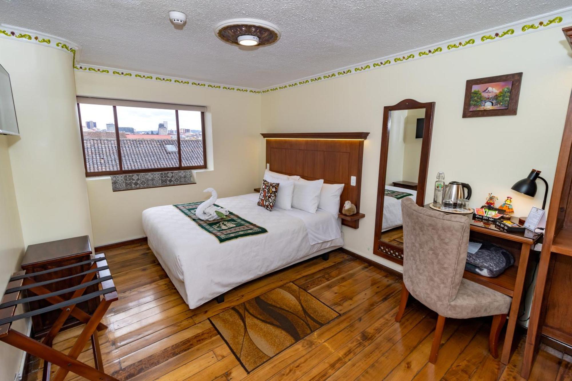 Hotel Friends & Rooftop - Historic Center & Museums
