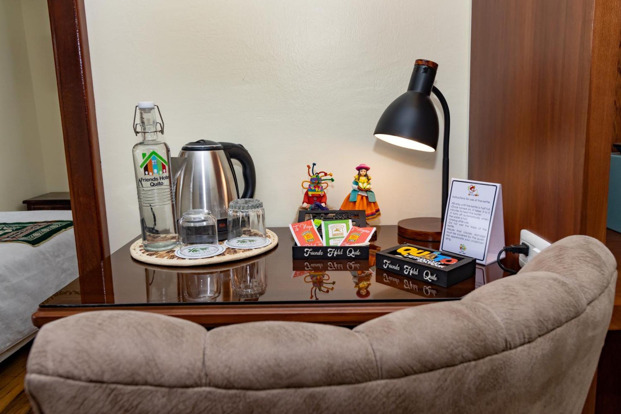 Hotel Friends & Rooftop - Historic Center & Museums 3*