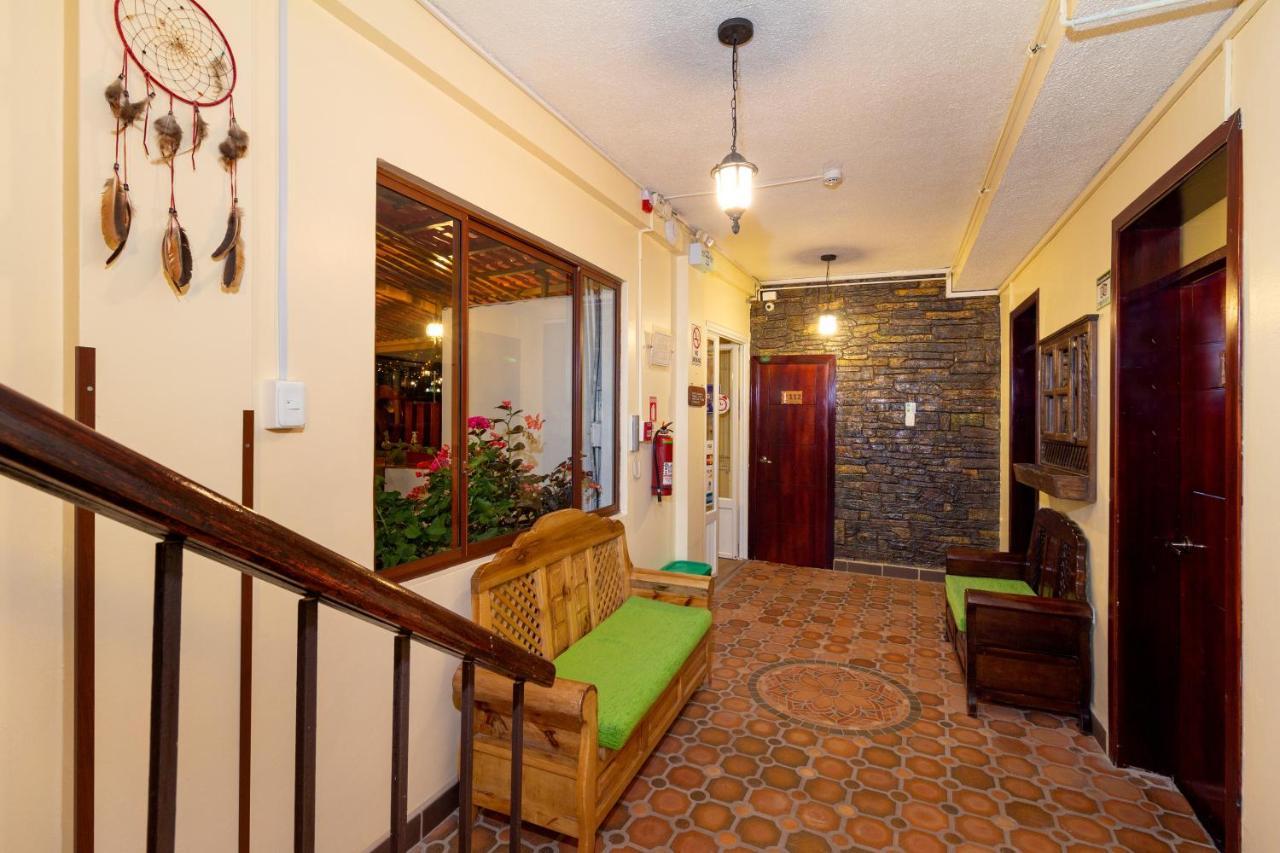 Friends & Rooftop - Historic Center & Museums Hotel
